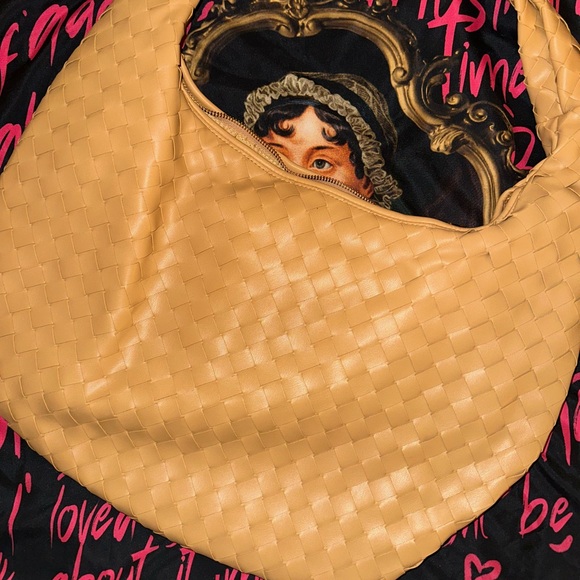 Melie Bianco Oversized Brigitte - Picture 2 of 8